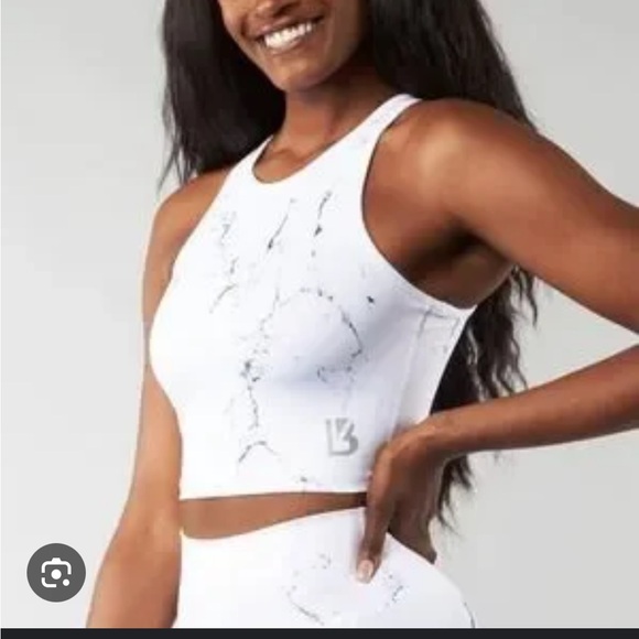 Buffbunny white marble limitless gym matching set - Picture 2 of 6